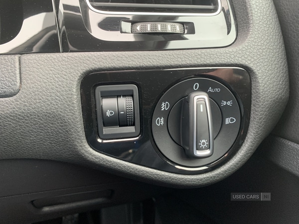 Used Volkswagen Golf 2013 for sale - 76562822: Photo 19