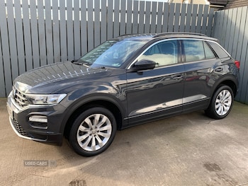 Used Volkswagen T-Roc 2019 for sale - 77697217: Photo