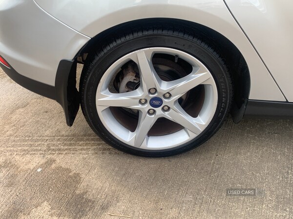 Used Ford Focus 2014 for sale - 76061171: Photo 7