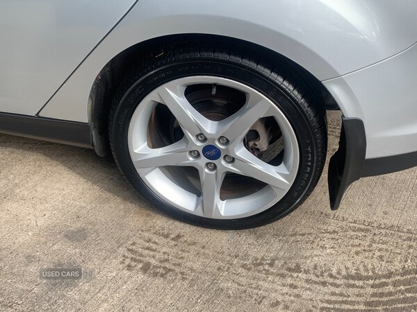 Used Ford Focus 2014 for sale - 76061171: Photo 9