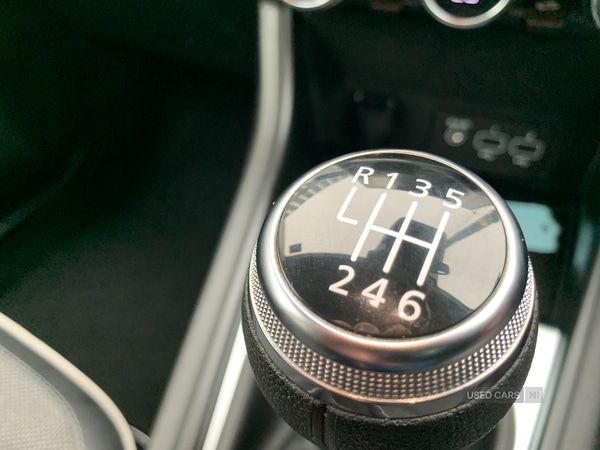 Used Renault Captur 2022 for sale - 76667775: Photo 18