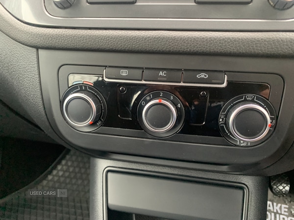 Used Volkswagen Tiguan 2011 for sale - 76539377: Photo 16