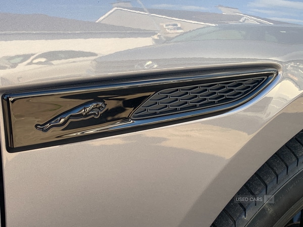 Used Jaguar F-Pace 2022 for sale - 76085632: Photo 12