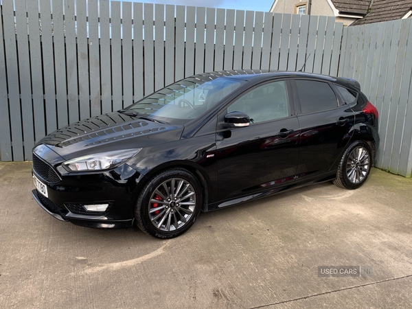 Used Ford Focus 2017 for sale - 77697337: Photo 3