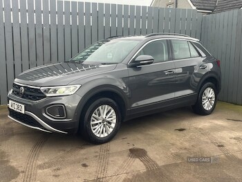 Used Volkswagen T-Roc 2023 for sale - 77469524: Photo