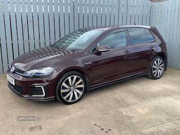 Used Volkswagen Golf 2018 for sale - 78335868: Photo