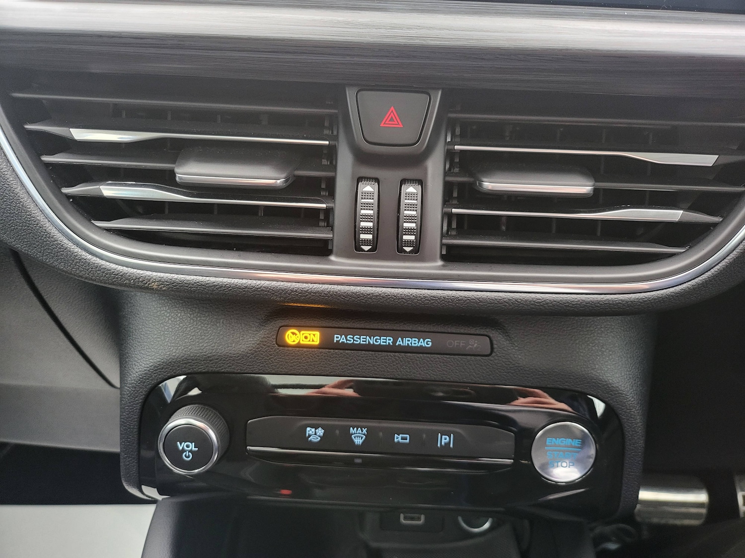 Used Ford Kuga 2024 for sale - 76275090: Photo 33