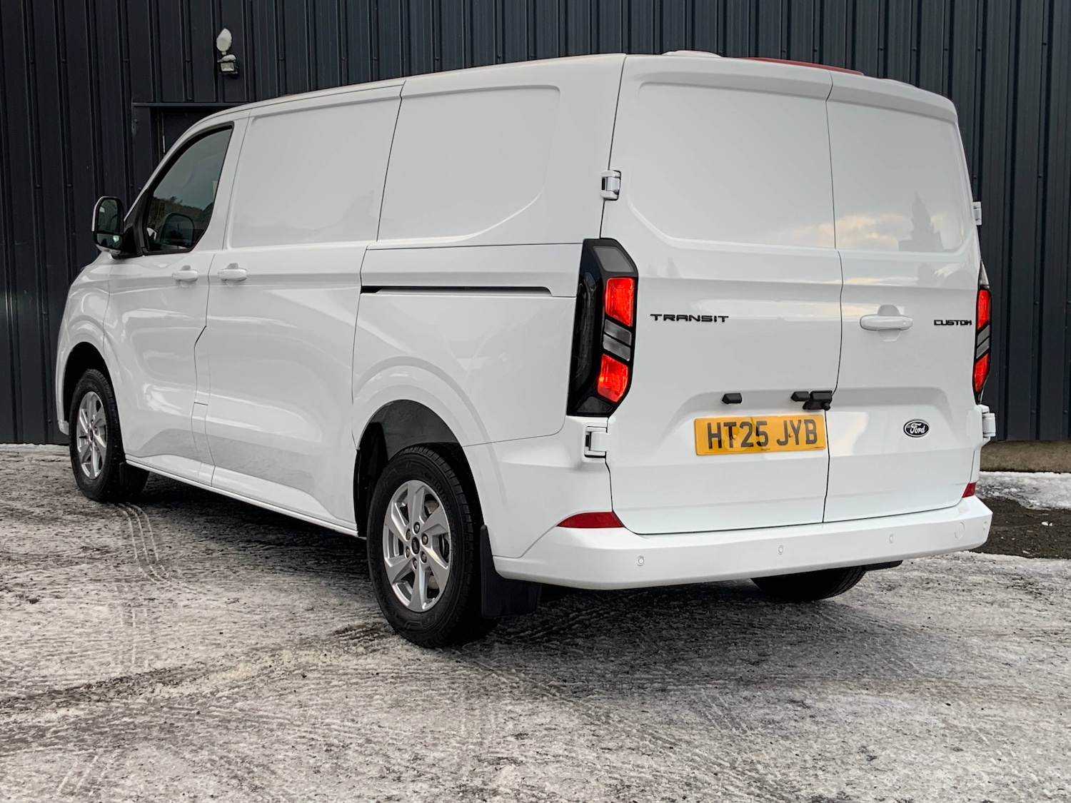 Used Ford Transit Custom 2025 for sale - 76641686: Photo 8