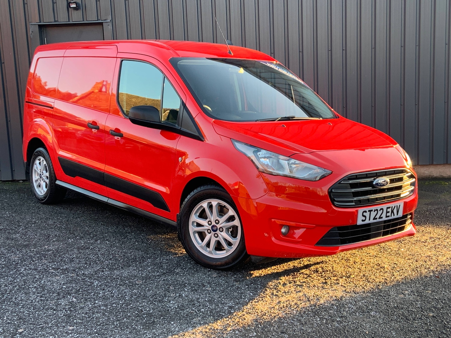 Used Ford Transit Connect 2022 for sale - 76694540: Photo 1