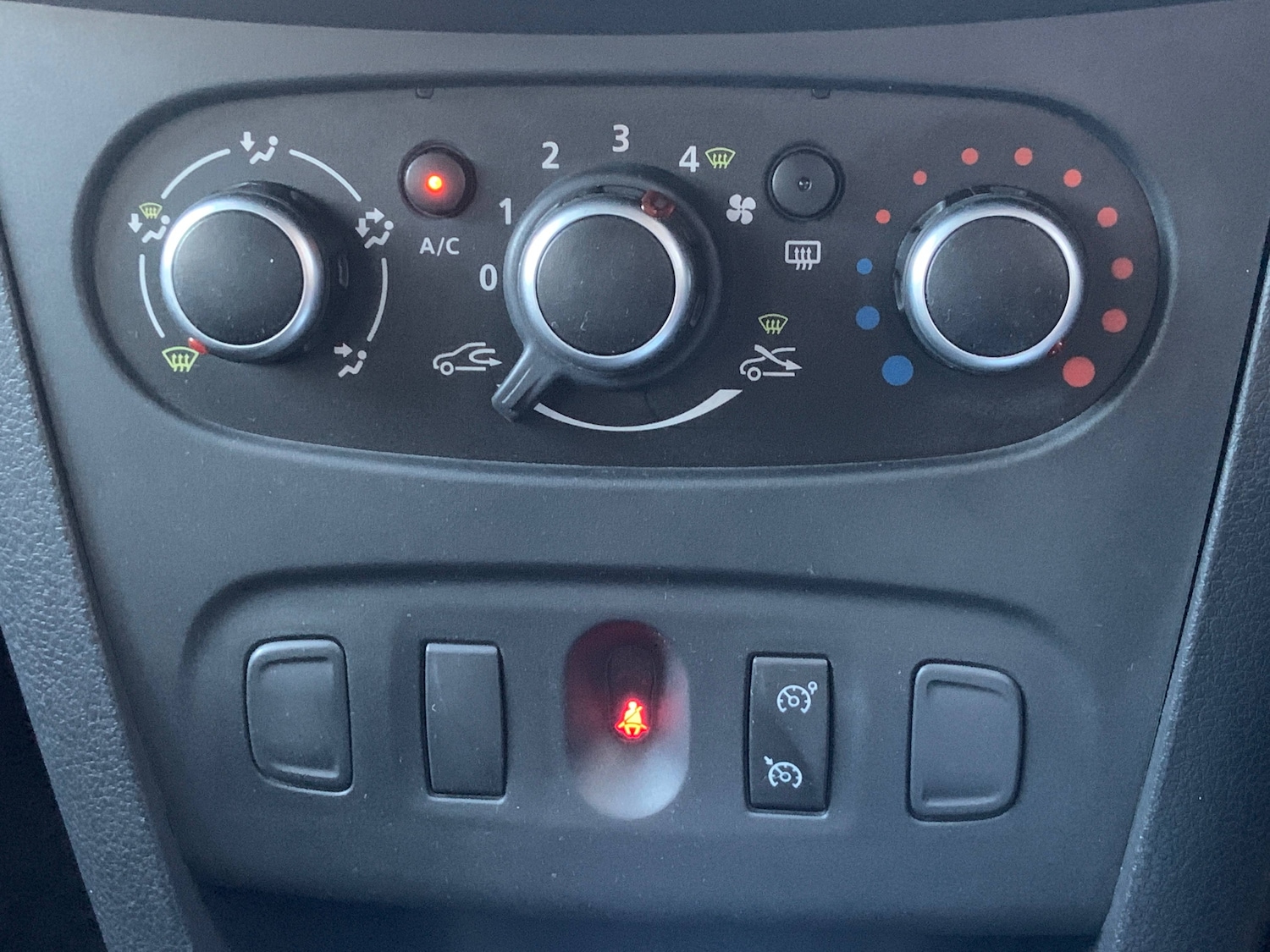 Used Dacia Sandero 2021 for sale - 77247623: Photo 14