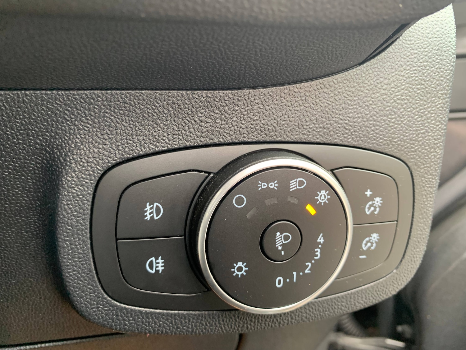 Used Ford Fiesta 2020 for sale - 76641682: Photo 14