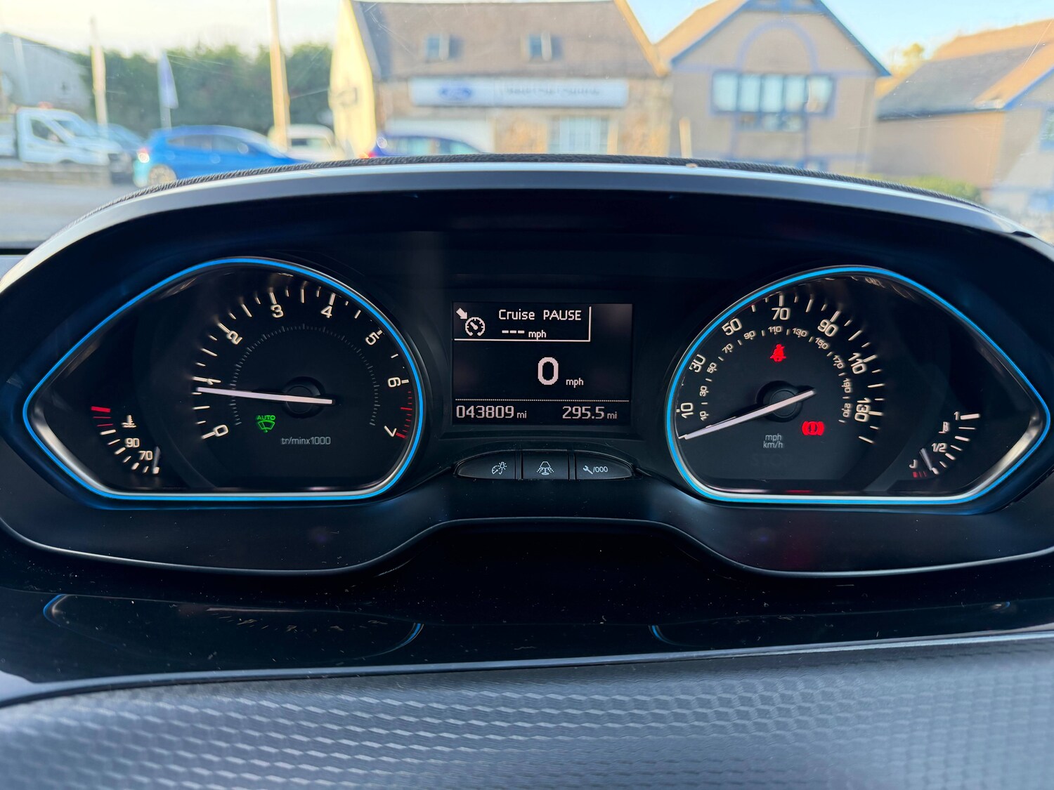 Used Peugeot 2008 for sale - 77932905: Photo 17