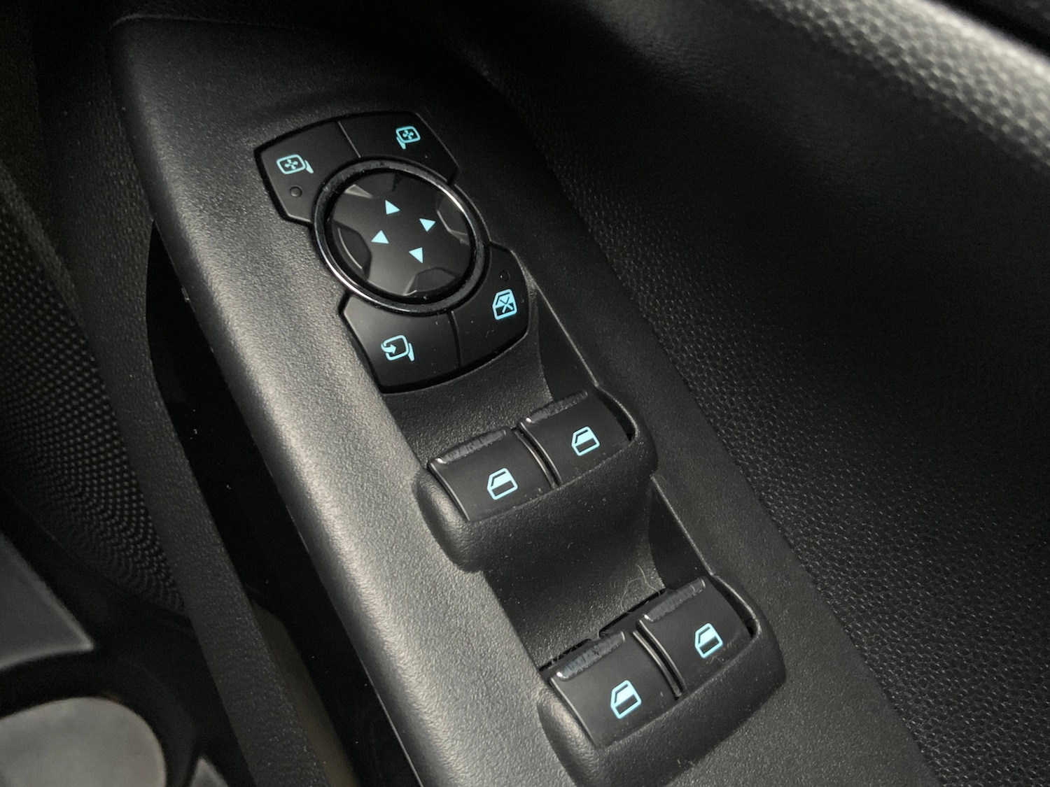 Used Ford Ecosport 2020 for sale - 76949433: Photo 23