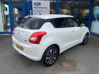 Used Suzuki Swift 2020 for sale - 79549146: Photo