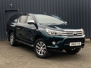 Used Toyota Hilux 2019 for sale - 77963784: Photo