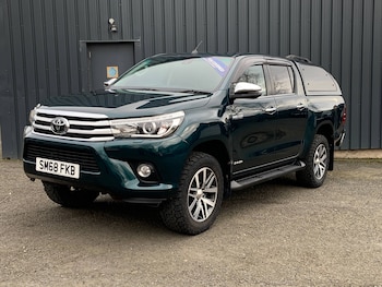 Used Toyota Hilux 2019 for sale - 77963784: Photo