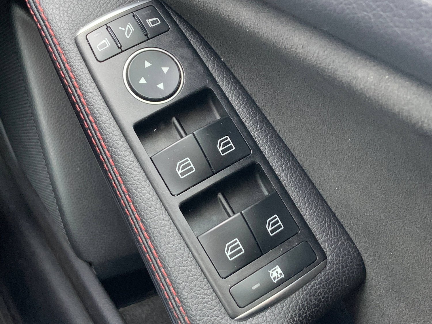 Used Mercedes-Benz A-Class 2017 for sale - 76982832: Photo 24