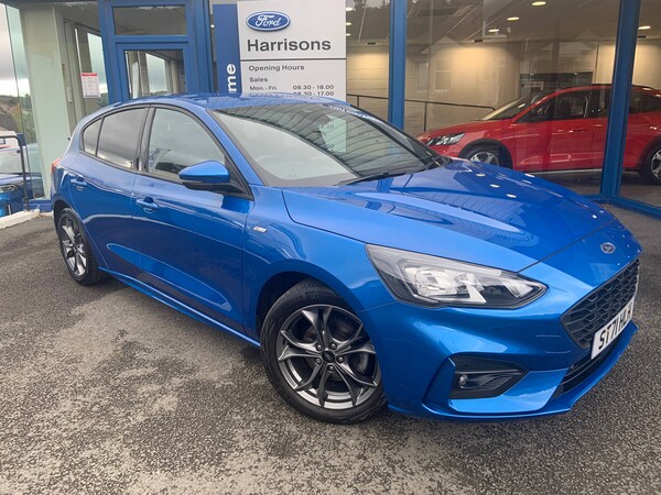 Used Ford Focus 2021 for sale - 76126436: Photo 1
