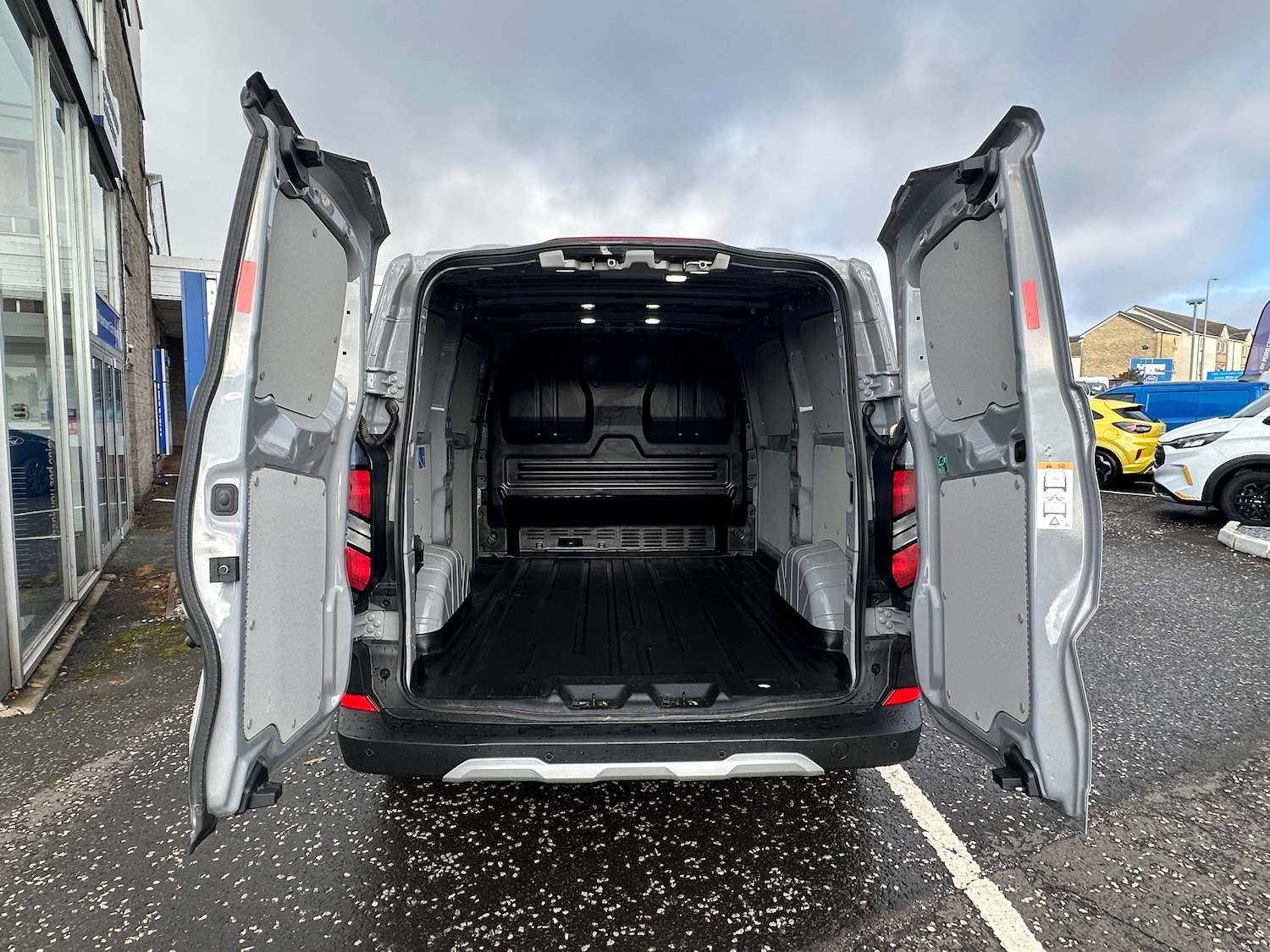 Used Ford Transit Custom 2025 for sale - 76450509: Photo 14