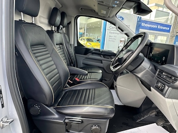 Used Ford Transit Custom 2025 for sale - 76450509: Photo