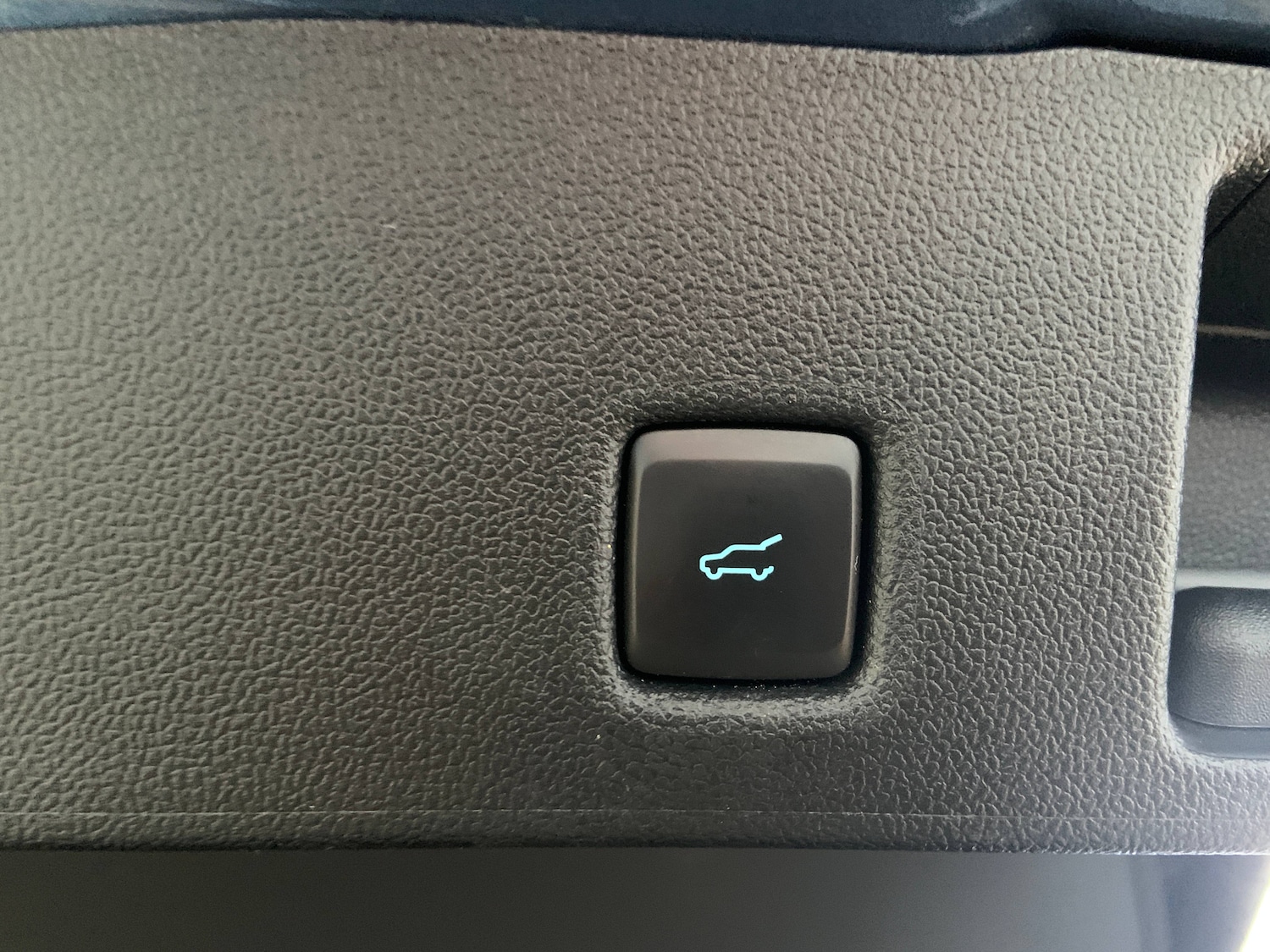 Used Ford Kuga 2022 for sale - 76985184: Photo 11