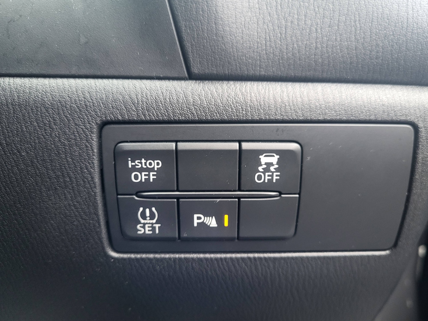 Used Mazda Mazda3 2017 for sale - 76531165: Photo 16