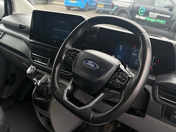 Used Ford Transit Custom 2024 for sale - 78013007: Photo