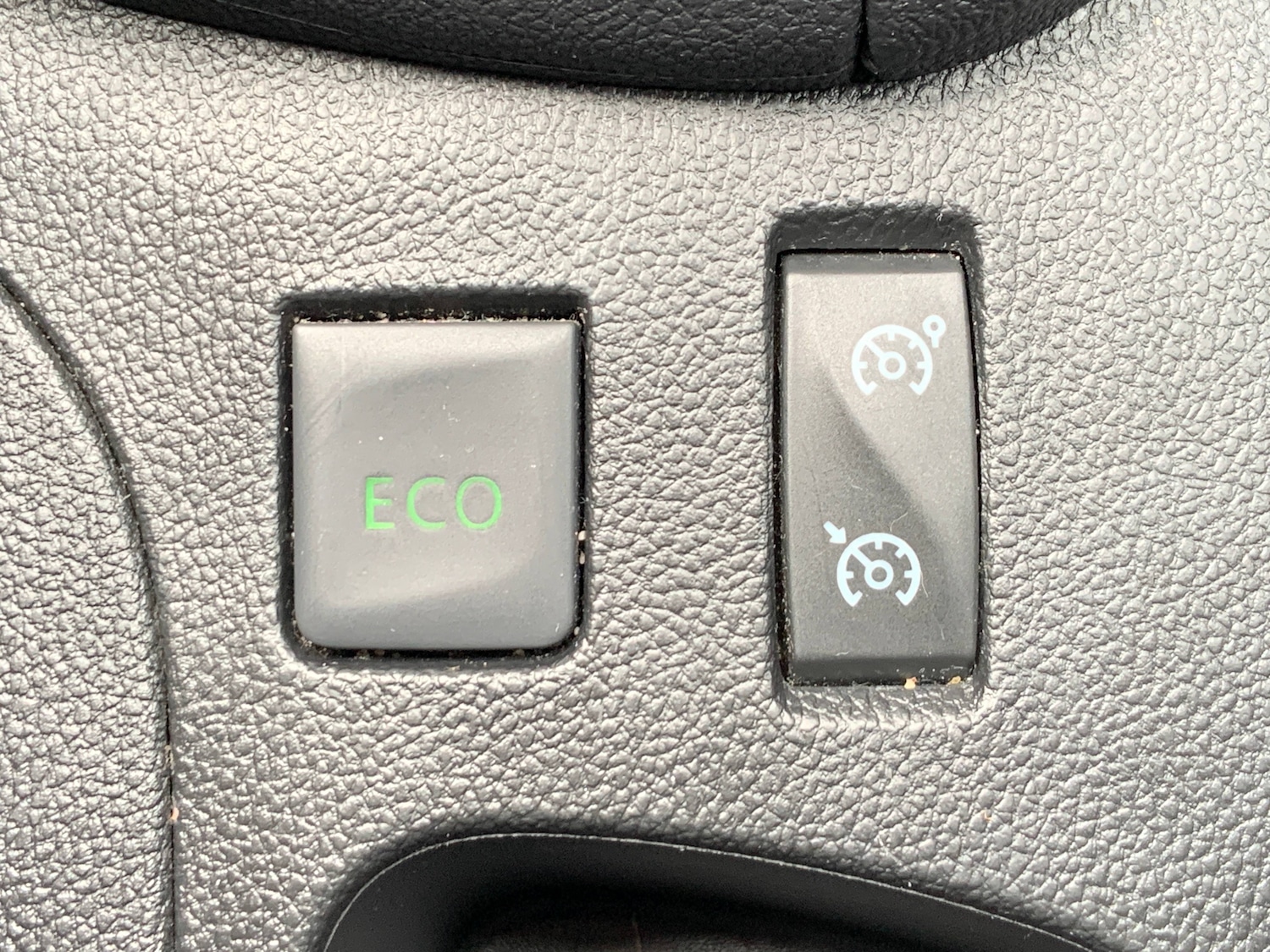 Used Renault Clio 2019 for sale - 77998733: Photo 20