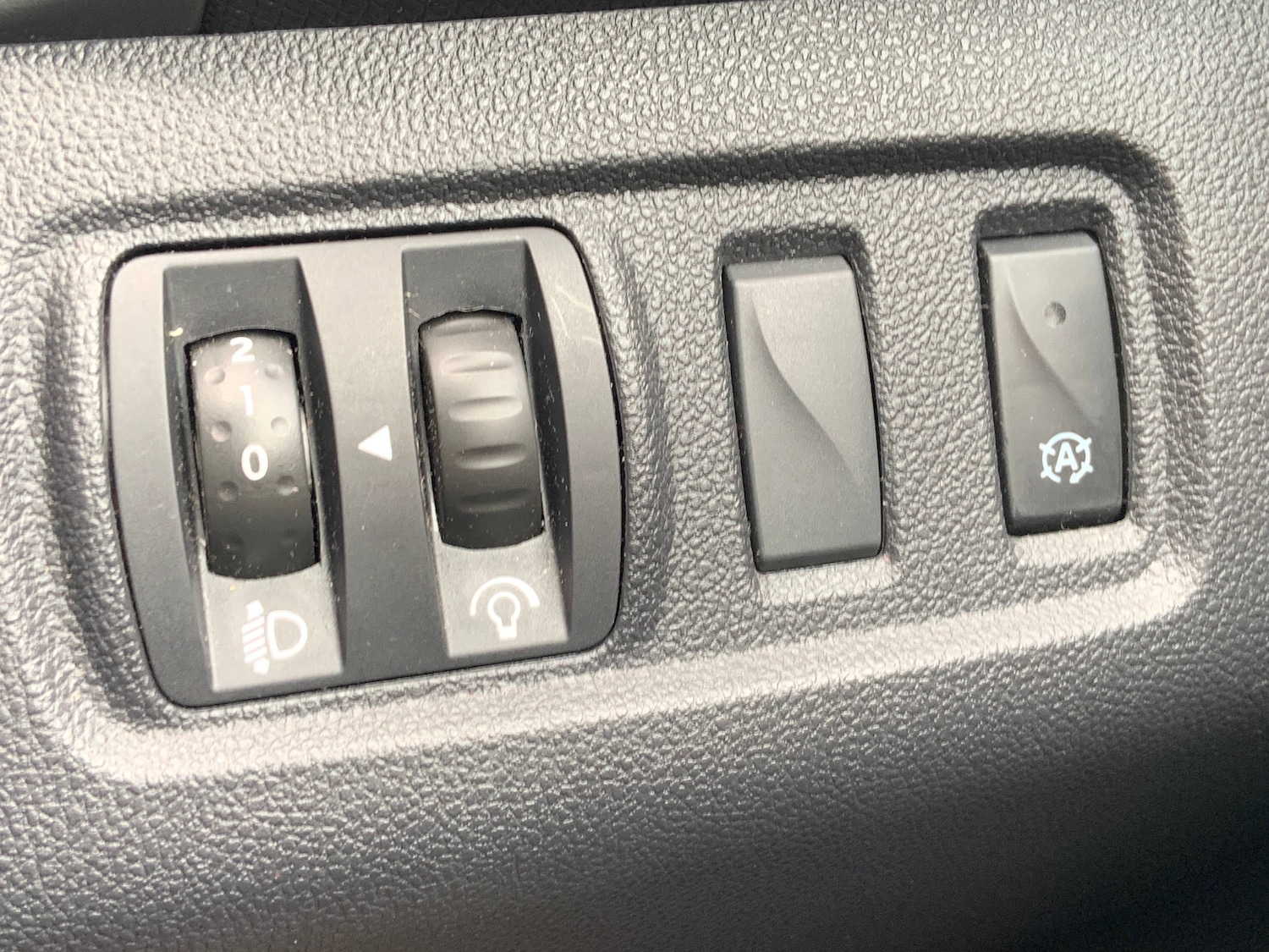 Used Renault Clio 2019 for sale - 77998733: Photo 21