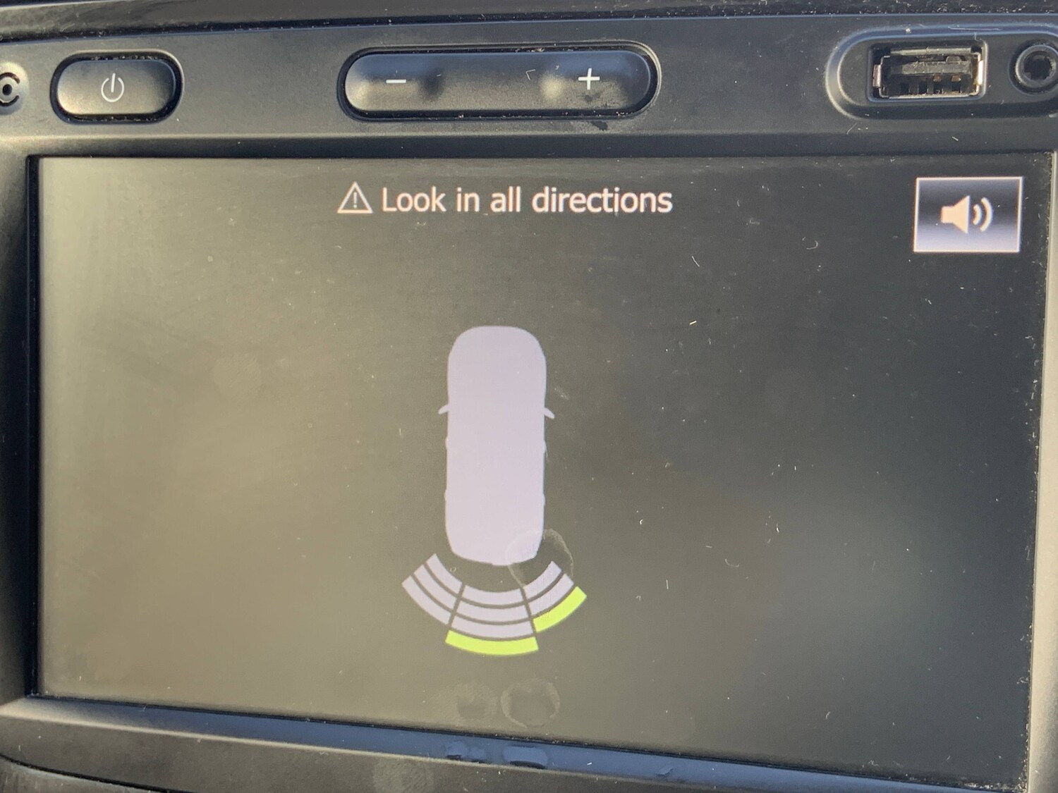 Used Renault Captur for sale - 77365574: Photo 16