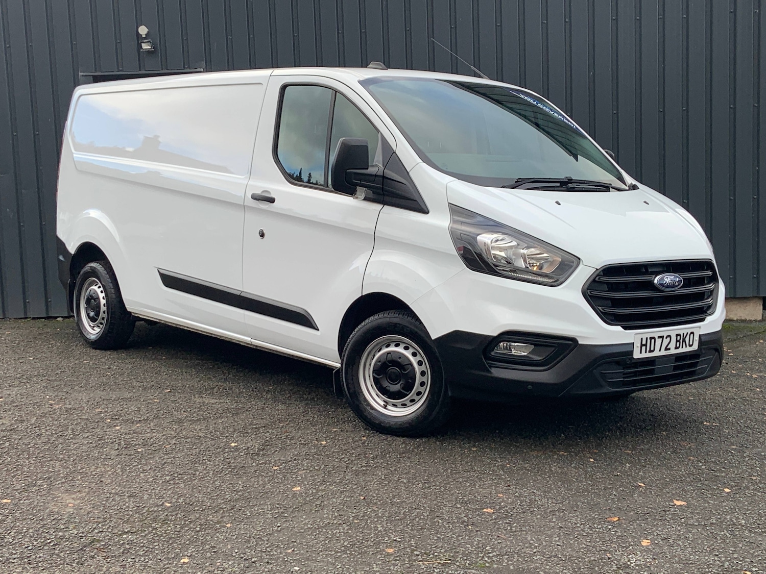 Used Ford Transit Custom 2023 for sale - 76555394: Photo 1