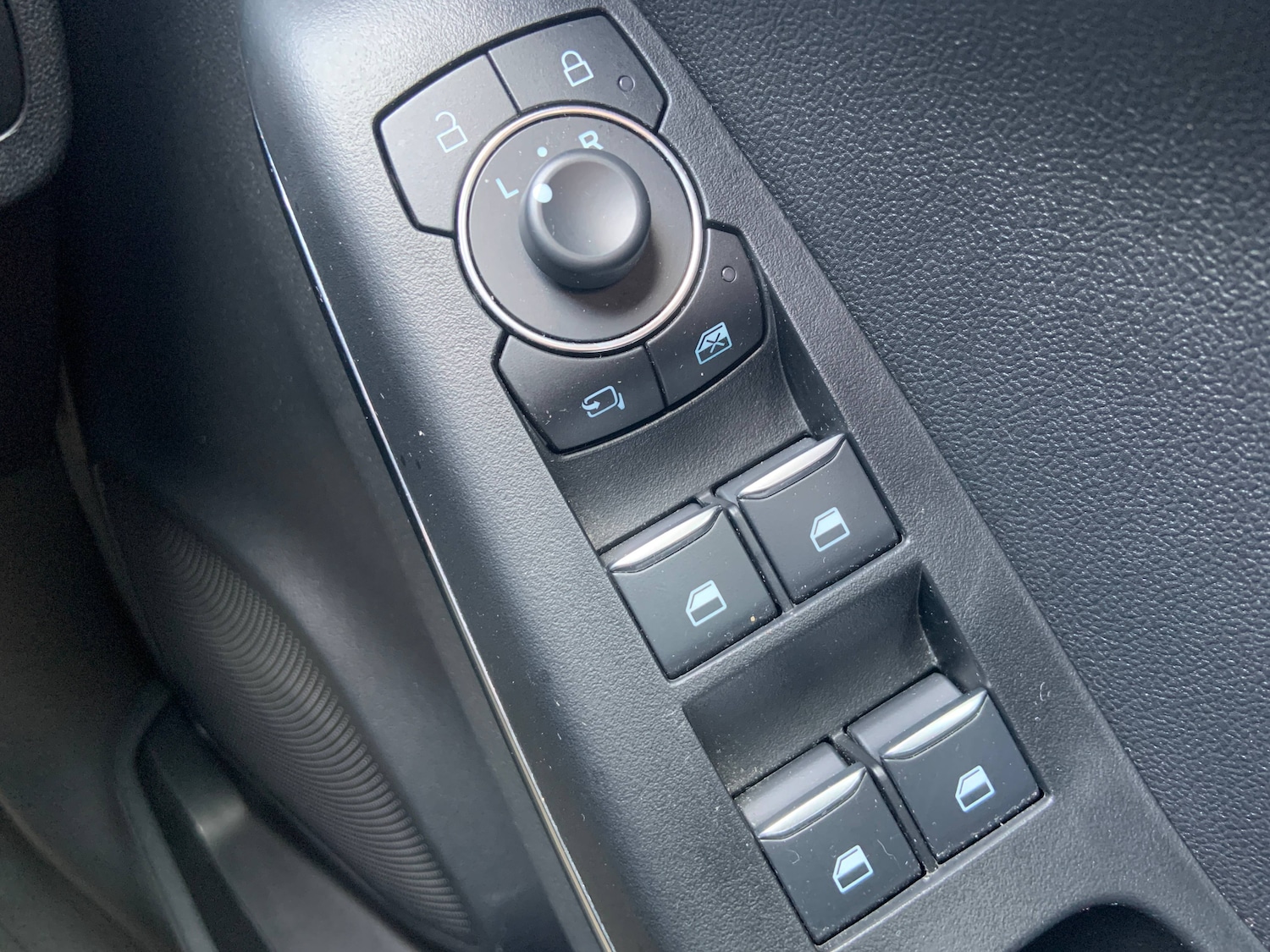 Used Ford Puma for sale - 77951663: Photo 36