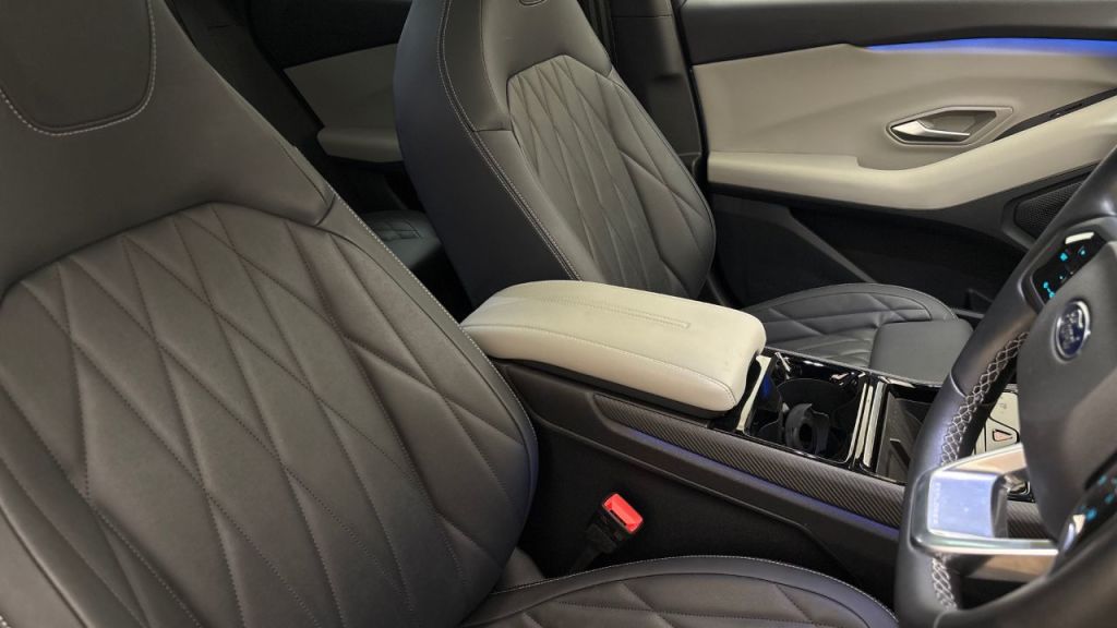 Used Ford Explorer 2024 for sale - 77952185: Photo 13