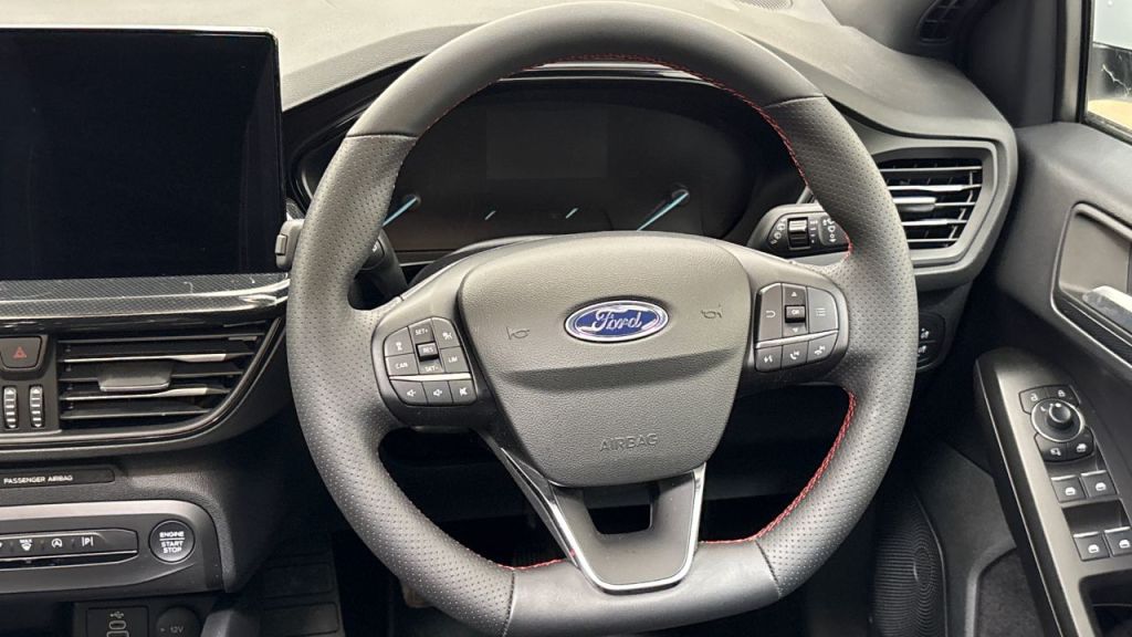 Used Ford Focus 2025 for sale - 76546056: Photo 6