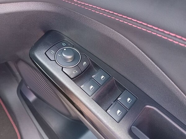 Used Ford Puma 2024 for sale - 75358719: Photo 32