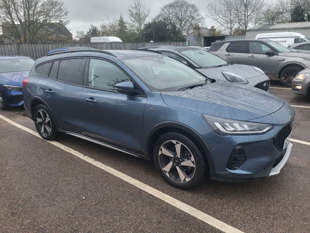 Used Ford Focus 2023 for sale - 76535074: Photo 1