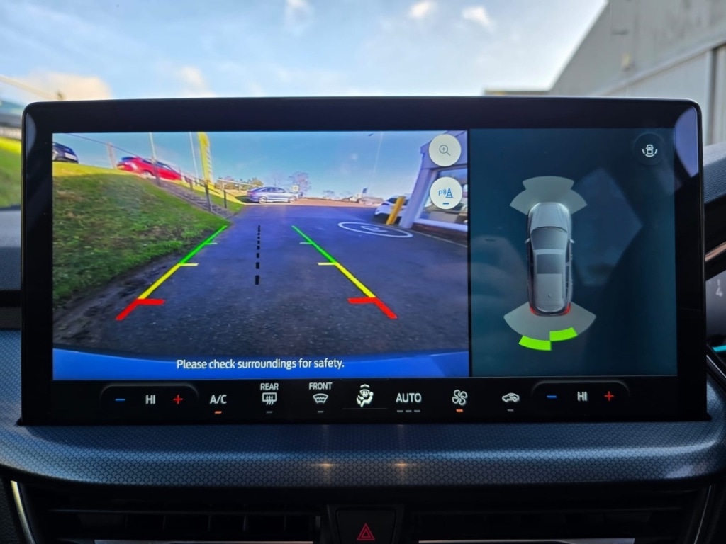 Used Ford Focus 2023 for sale - 76535074: Photo 12