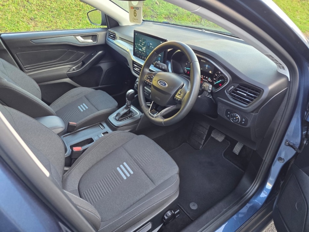 Used Ford Focus 2023 for sale - 76535074: Photo 18