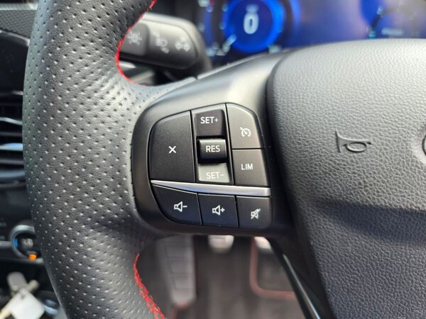 Used Ford Kuga 2021 for sale - 75712250: Photo 25