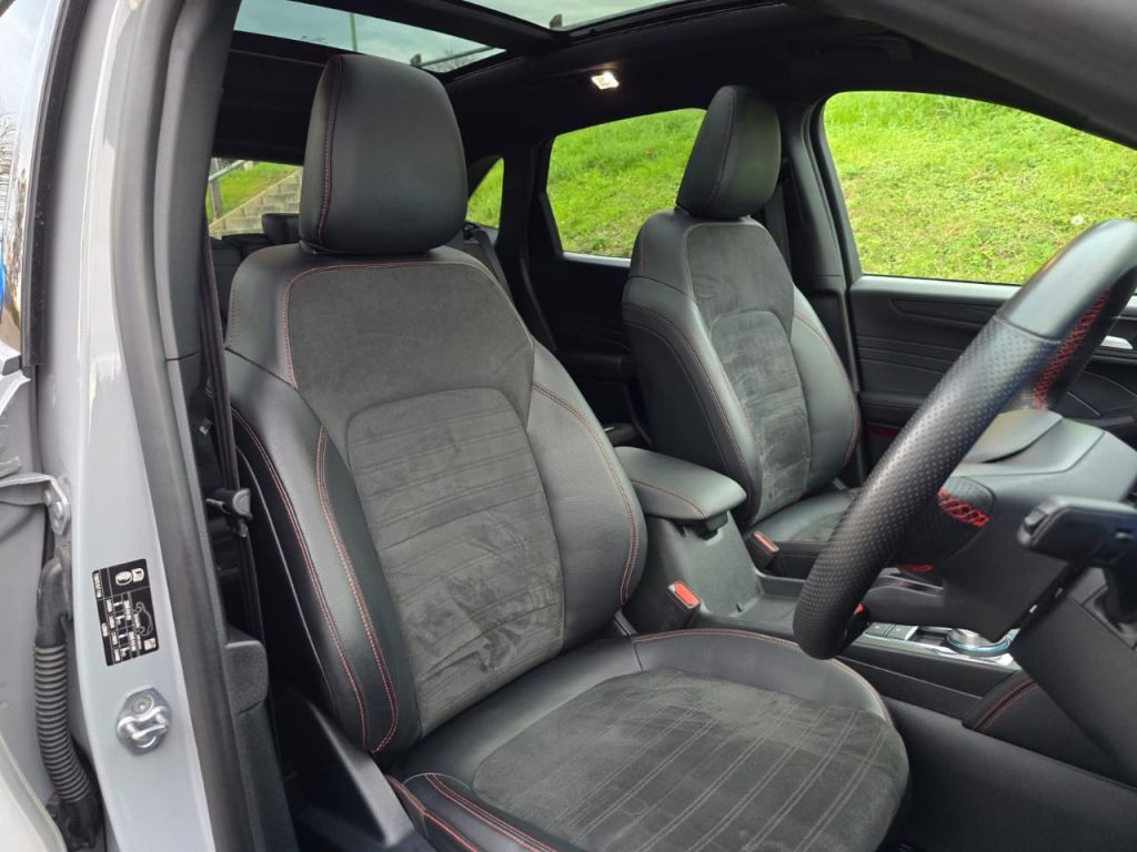 Used Ford Kuga 2023 for sale - 77590205: Photo 25