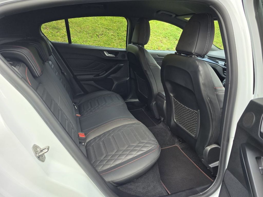 Used Ford Focus 2022 for sale - 76395500: Photo 40