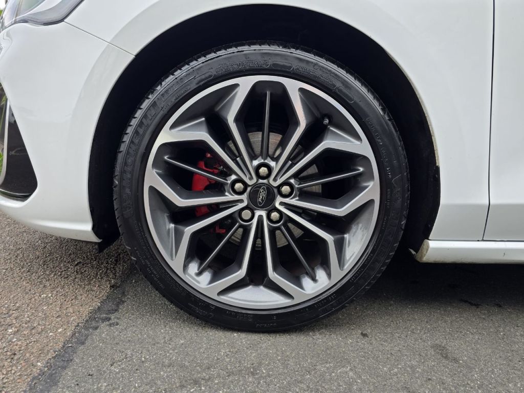 Used Ford Focus 2022 for sale - 76395500: Photo 7