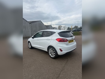 Used Ford Fiesta 2020 for sale - 76481234: Photo