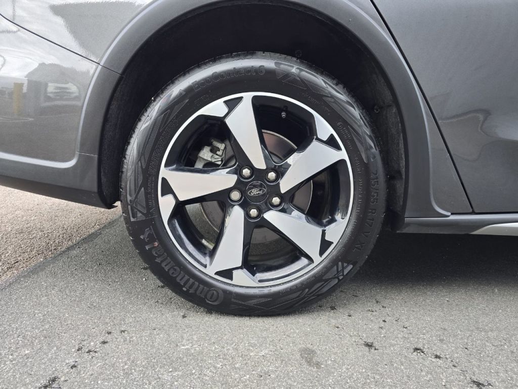 Used Ford Focus 2023 for sale - 76391551: Photo 13