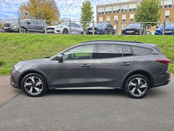 Used Ford Focus 2023 for sale - 76391551: Photo