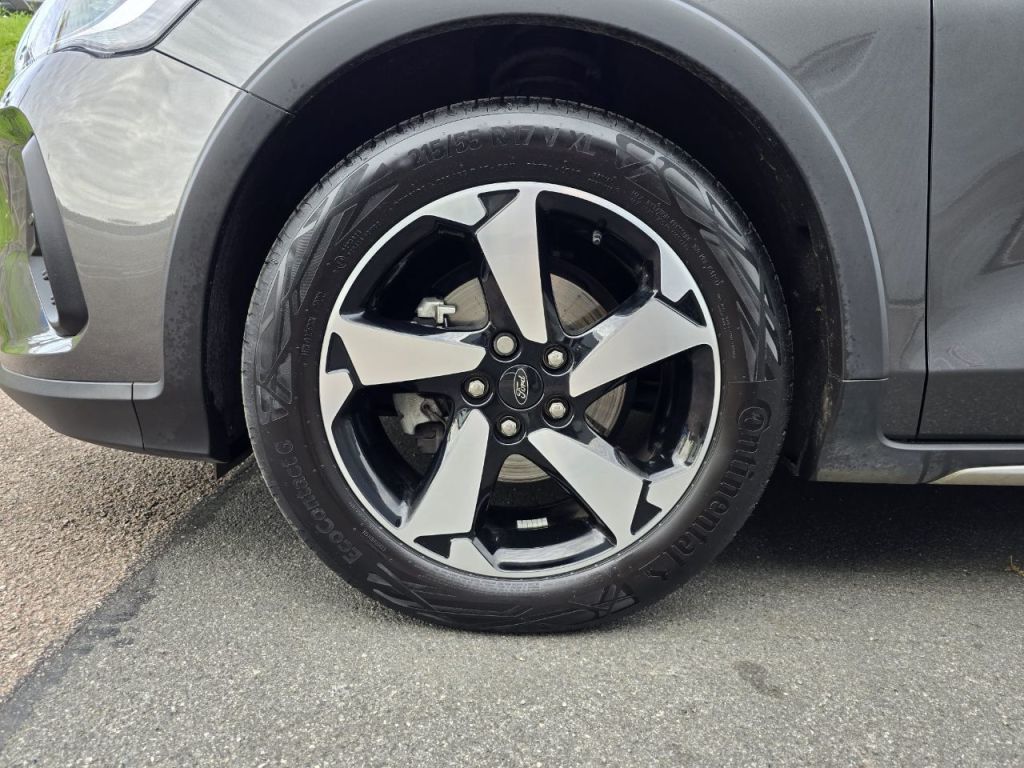 Used Ford Focus 2023 for sale - 76391551: Photo 8