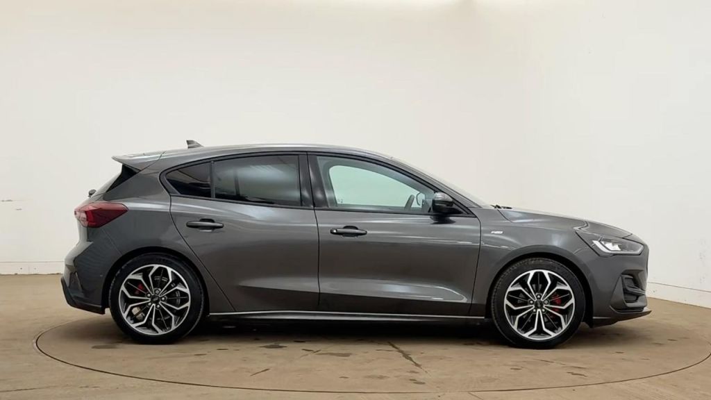 Used Ford Focus 2025 for sale - 77821535: Photo 2