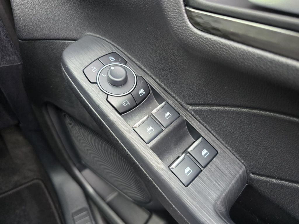 Used Ford Kuga 2024 for sale - 76118277: Photo 32