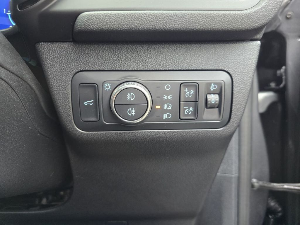 Used Ford Kuga 2022 for sale - 76147210: Photo 32