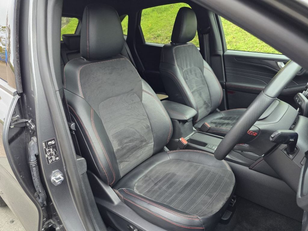 Used Ford Kuga 2022 for sale - 76147210: Photo 44